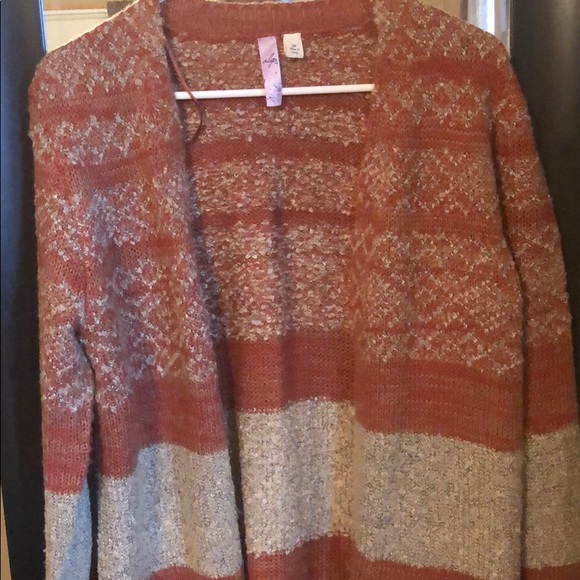 Sweater - Picture 3 of 3